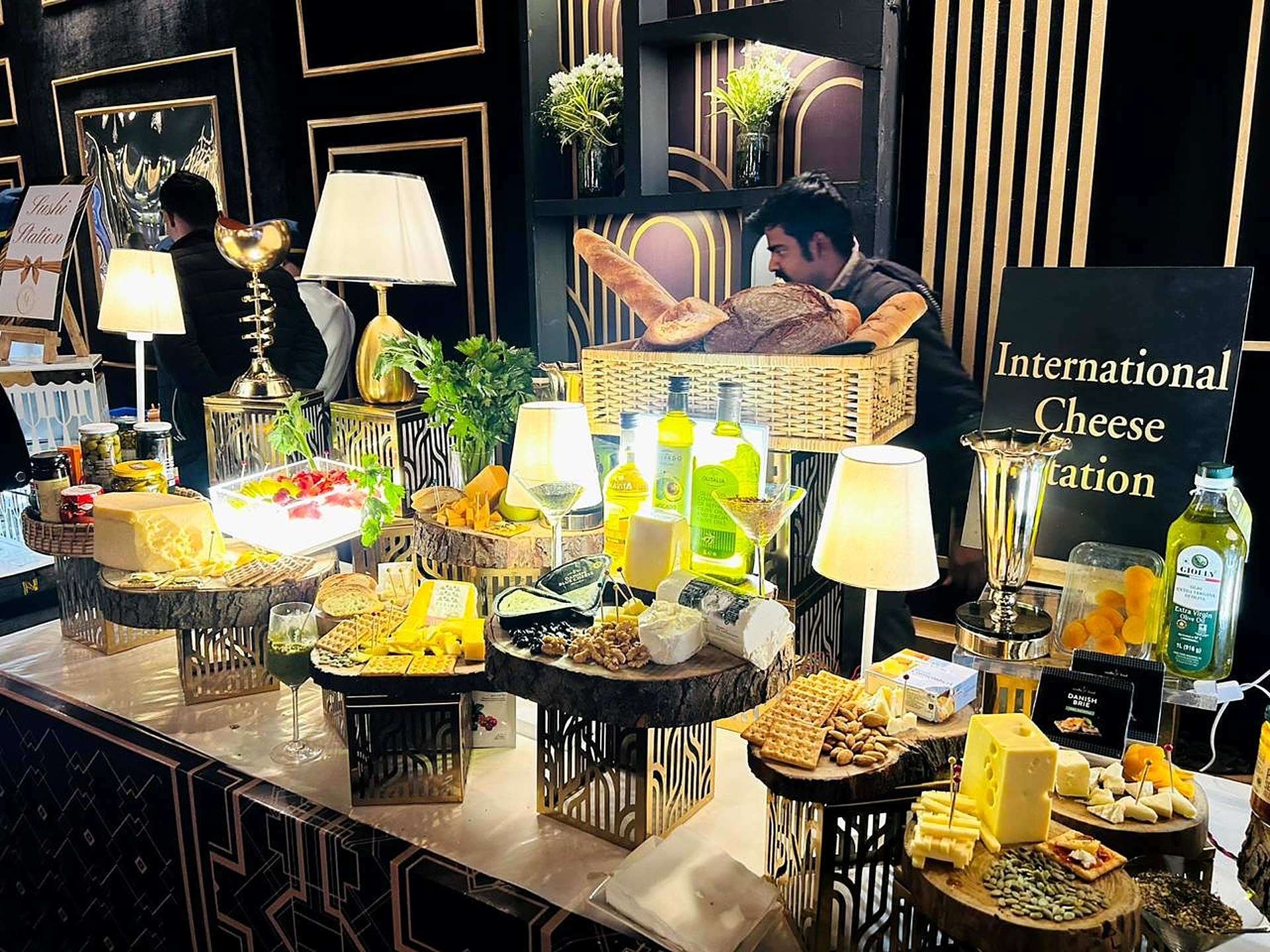 KTC international cheese station
